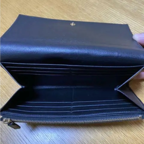 Yves Saint Laurent Black Leather Chain Wallet - Picture 7 of 9